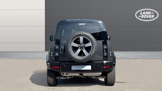 Land Rover Defender 3.0 D350 X-Dynamic HSE 90 3dr Auto Diesel Estate - Image 6